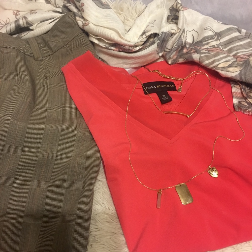 Donna Bachman Top